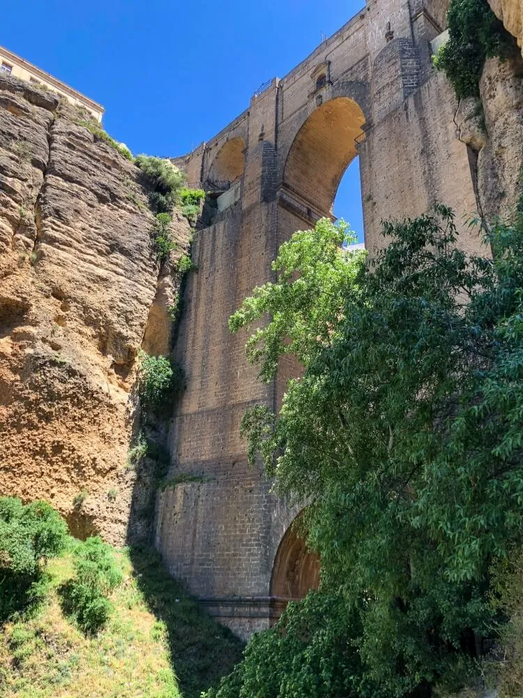 view of the side of the bridge from bottom of reveine