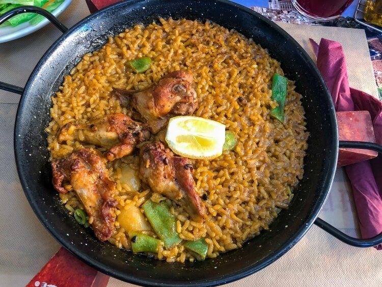 Chicken paella served on a day trip to Toledo