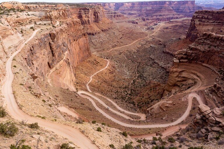 Adventurous 4wd route shafer trail connecting Moab to canyonlands