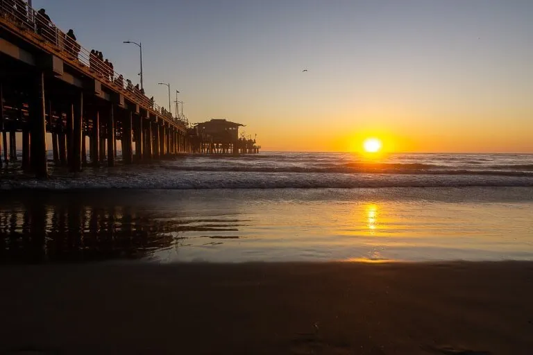 Best things to do in Los Angeles walk along the beach at Santa Monica and watch the sunset