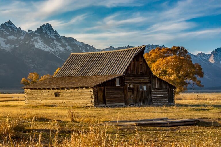 Mormon Row Grand Teton: Stunning Sunrise & Sunset Photography Guide