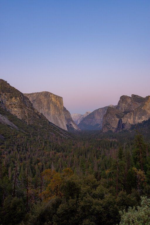 Yosemite photography amazing view from tunnel view overlook purple blue sky