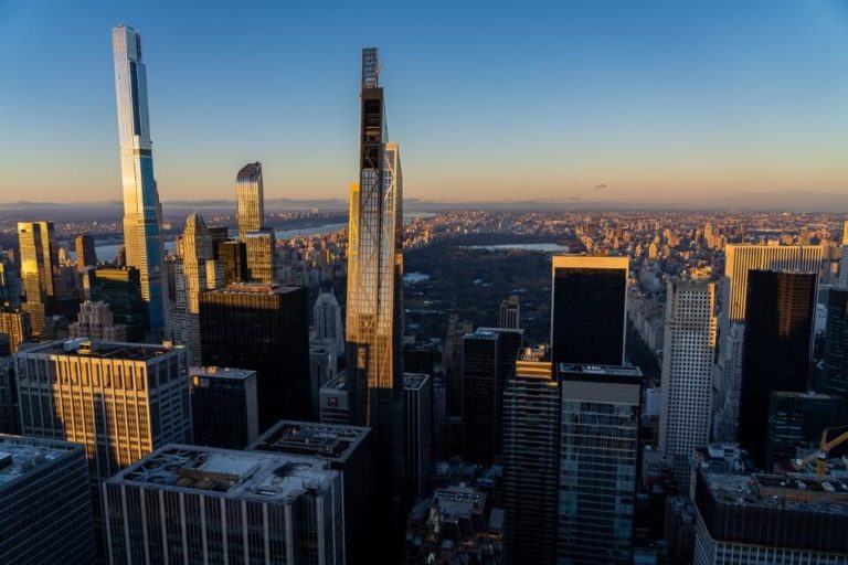 Top Of The Rock Vs Empire State Building: Which Observation Deck Wins?