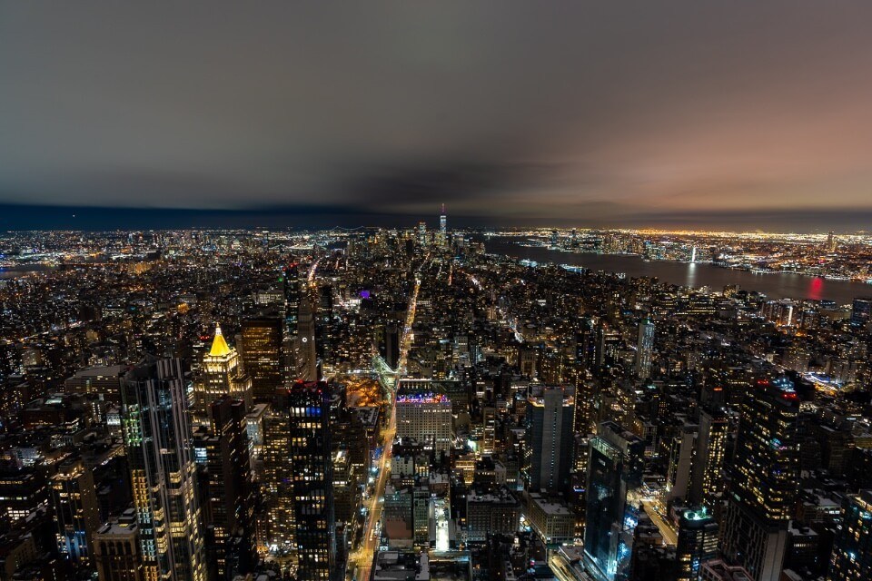 Top Of The Rock vs Empire State Building: Which Observation Deck Wins?