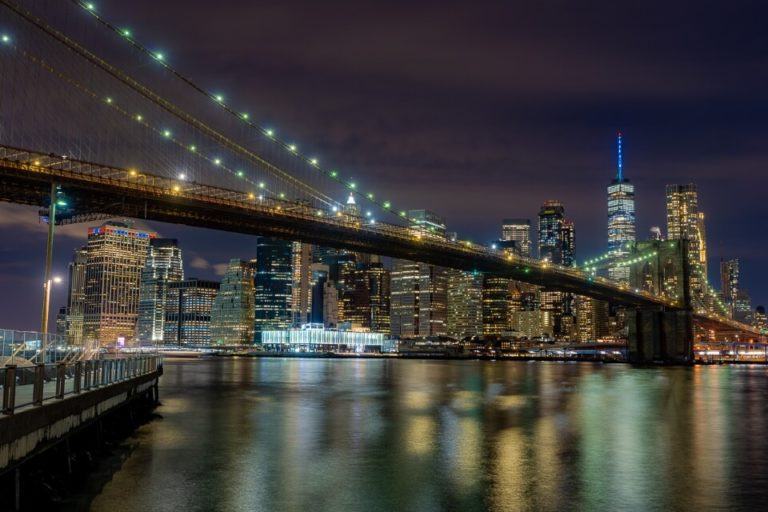 Walking Brooklyn Bridge at Sunset and Night: Photography, Tips & FAQ's