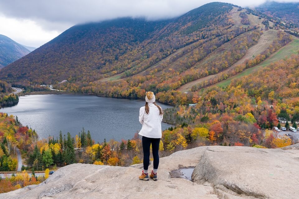 Artists Bluff Trail NH: Easy Hike To Stunning Summit View