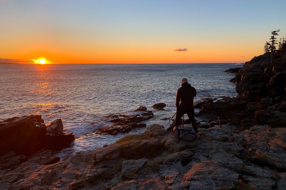 Sunrise over the Ocean from Schoodic Peninsula in Acadia national park is beautiful and unmissable things to do in the park