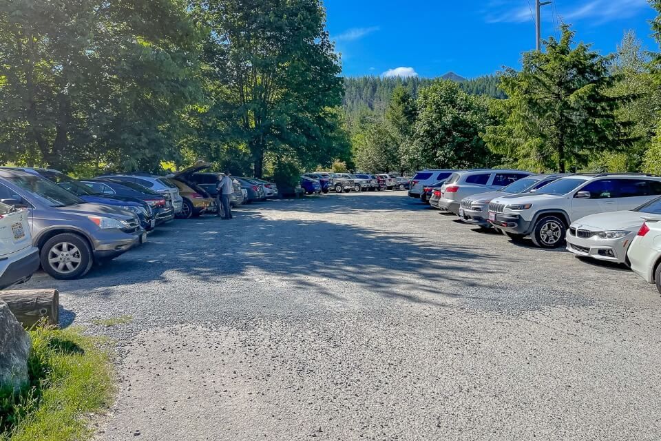 Parking lot for a popular hike near Seattle Washington