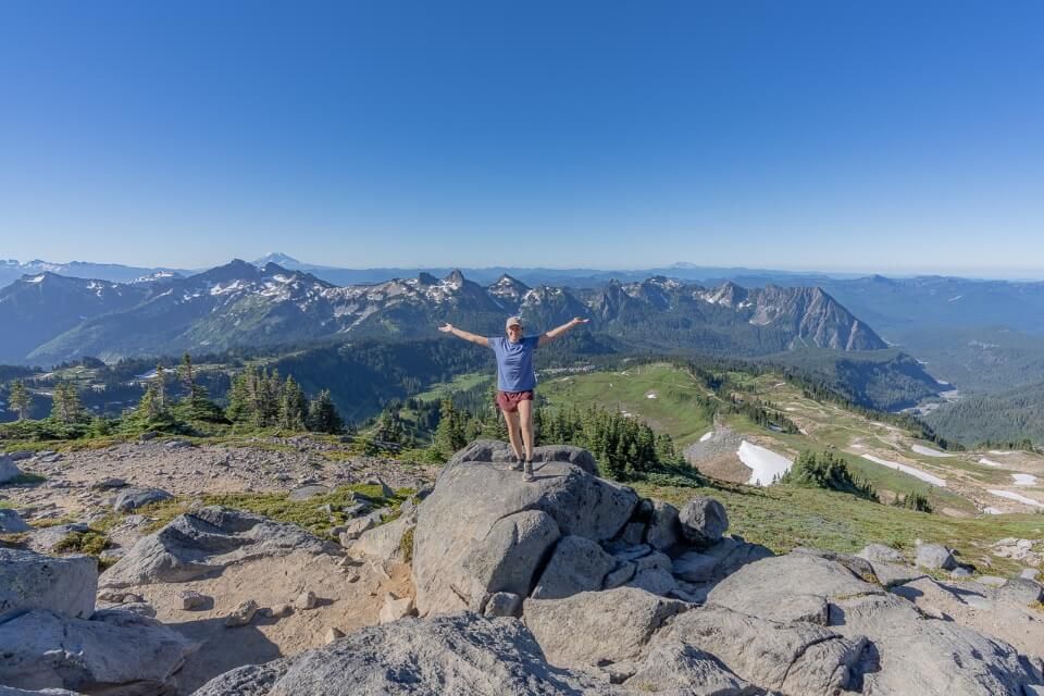 Panorama Point on the skyline trail with amazing views from mt rainier
