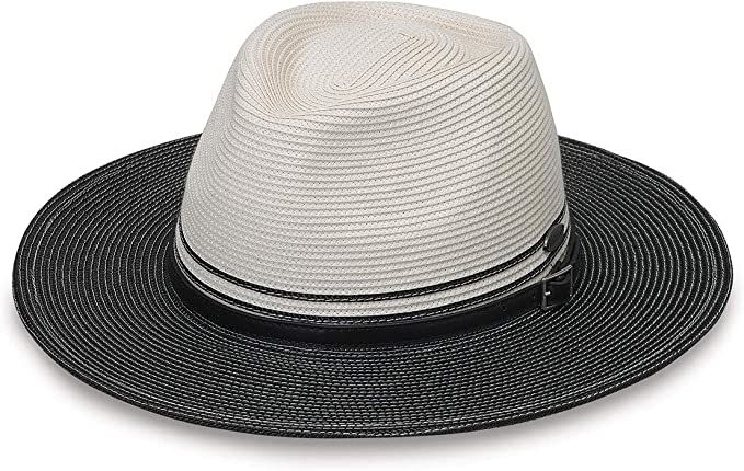 Give the gift of a Wallaroo hat to your traveler