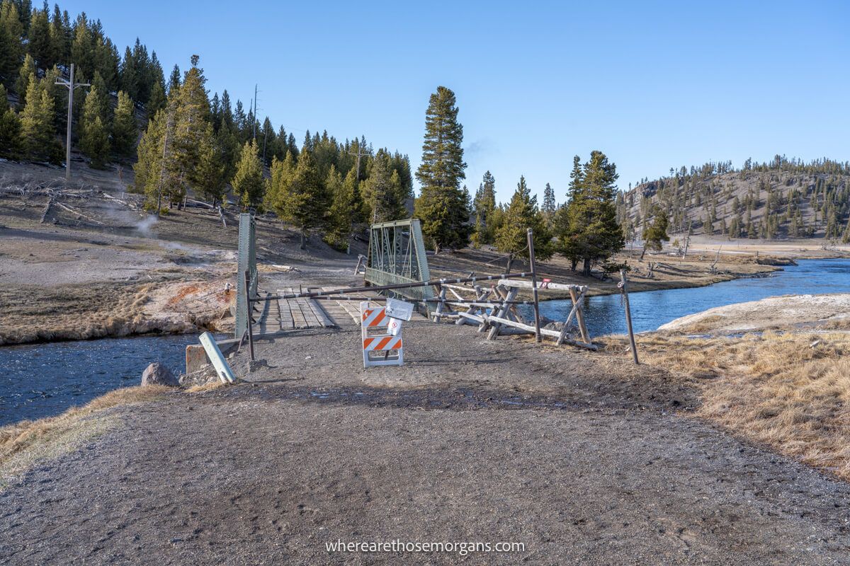 Photo of a hiking trailhead in Yellowstone closed due to high bear activity